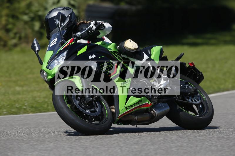 /Archiv-2024/29 12.06.2024 MOTO.CH Track Day ADR/Gruppe blau/22